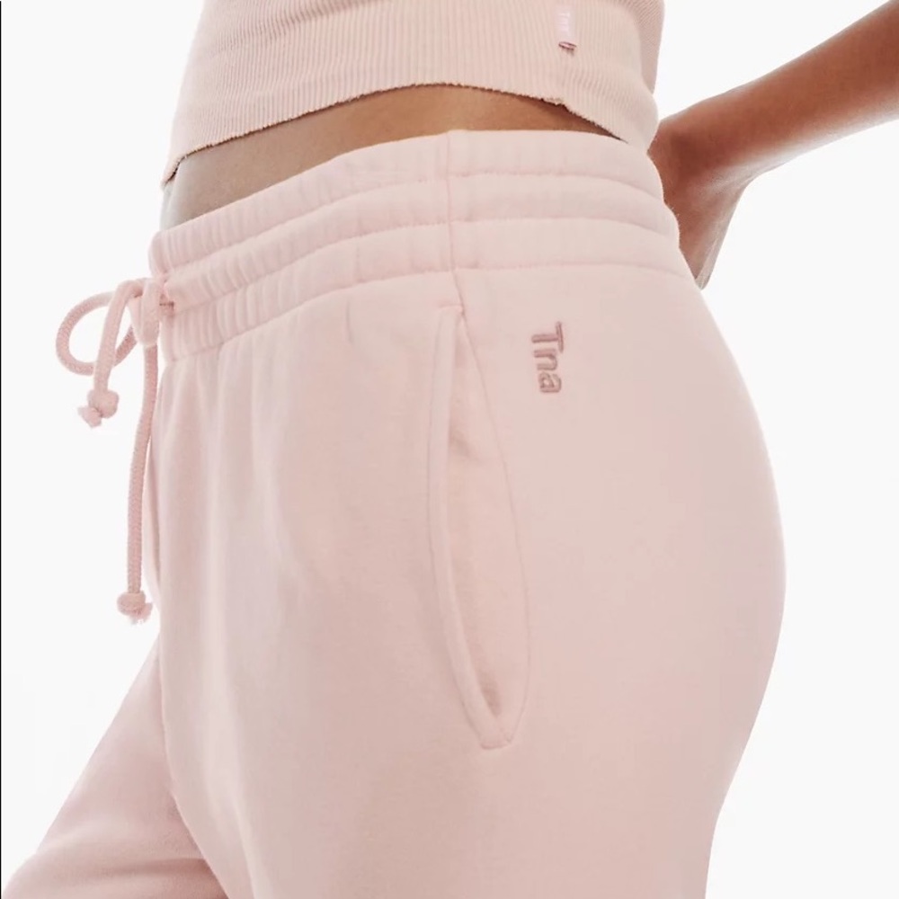ARITZIA Tna Airy Fleece Perfect Sweatpant - Picture 1 of 10
